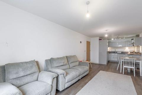 2 bedroom apartment for sale - Somerdale House, New House Farm Drive, Birmingham
