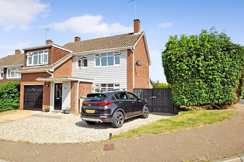 4 bedroom detached house for sale - Spalding Way, Chelmsford, CM2