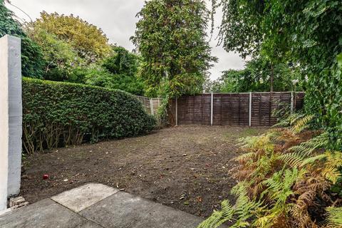 60 Wimbledon Park Road, London, SW18 5SH