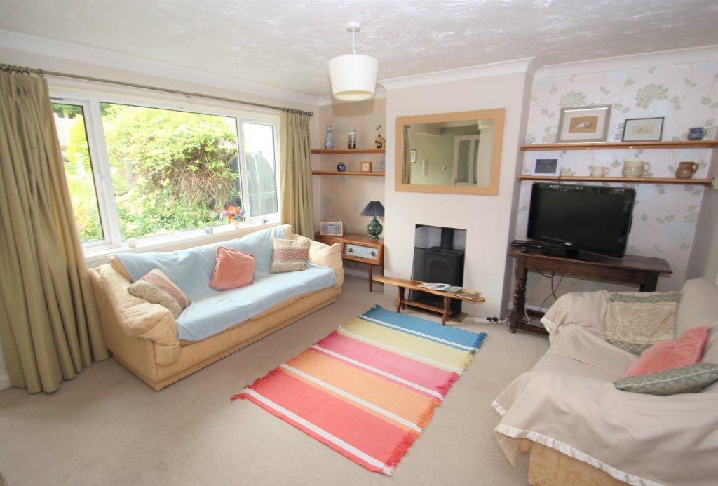 2 Barn Hill sitting room2.jpg