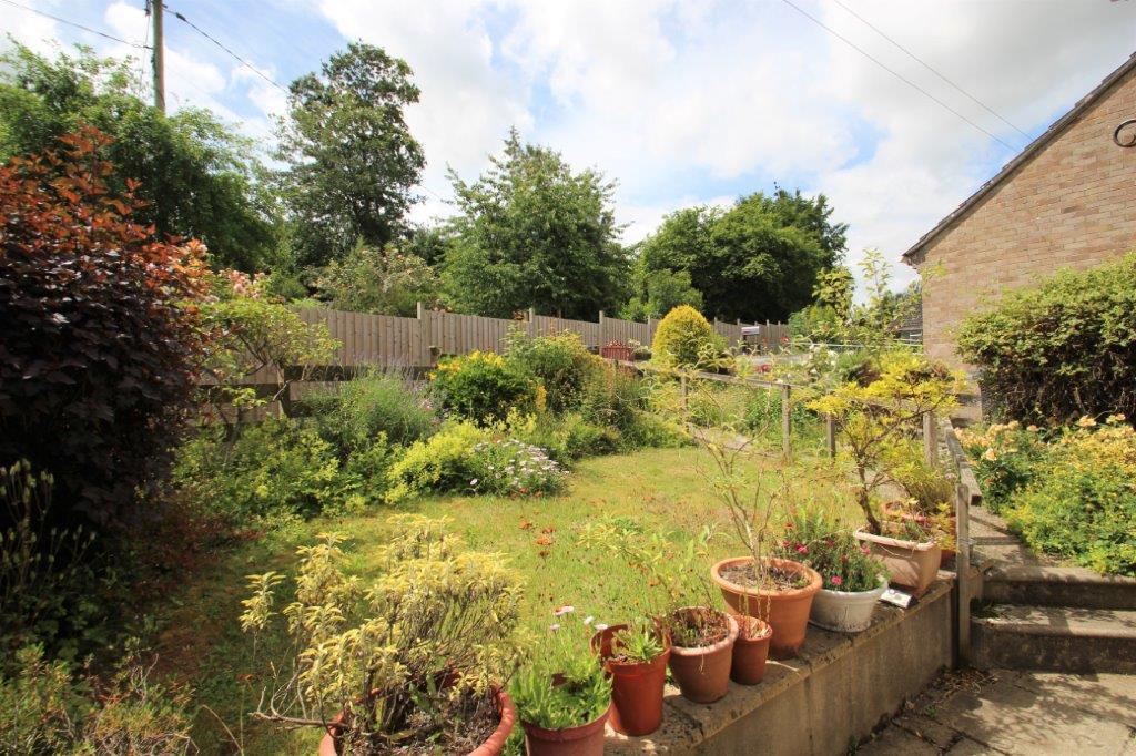 2 Barn Hill front garden.jpg