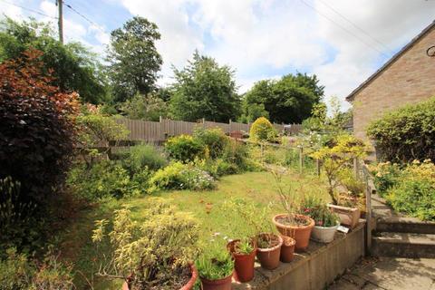 2 Barn Hill, Chilmark, Salisbury, SP3 5BG