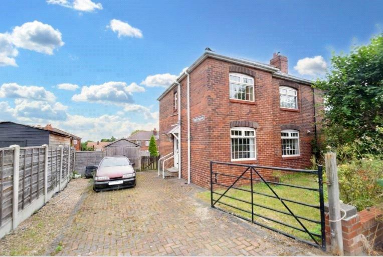 Scarth Terrace, Stanley, Wakefield, West Yorkshire 3 bed semidetached