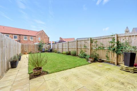 4 bedroom terraced house for sale, Montagu Crescent, Wetherby, West Yorkshire