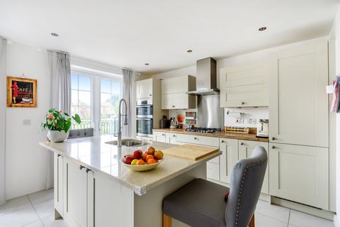 10 Montagu Crescent, Wetherby, LS22 6BE
