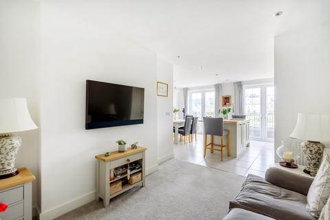 10 Montagu Crescent, Wetherby, LS22 6BE