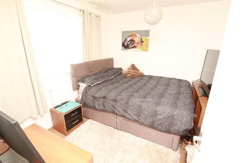 37 Shackleton Avenue, Yate, Bristol, BS37 4NW