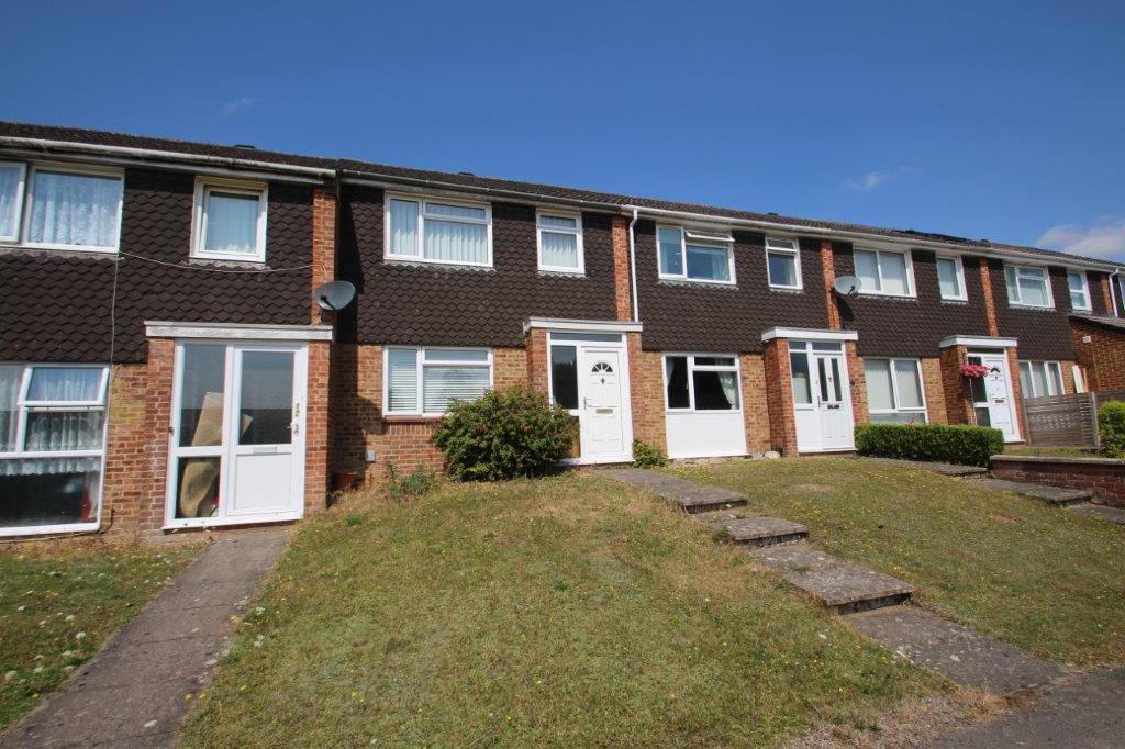Hazel Close, Salisbury 3 bed terraced house for sale £249,995