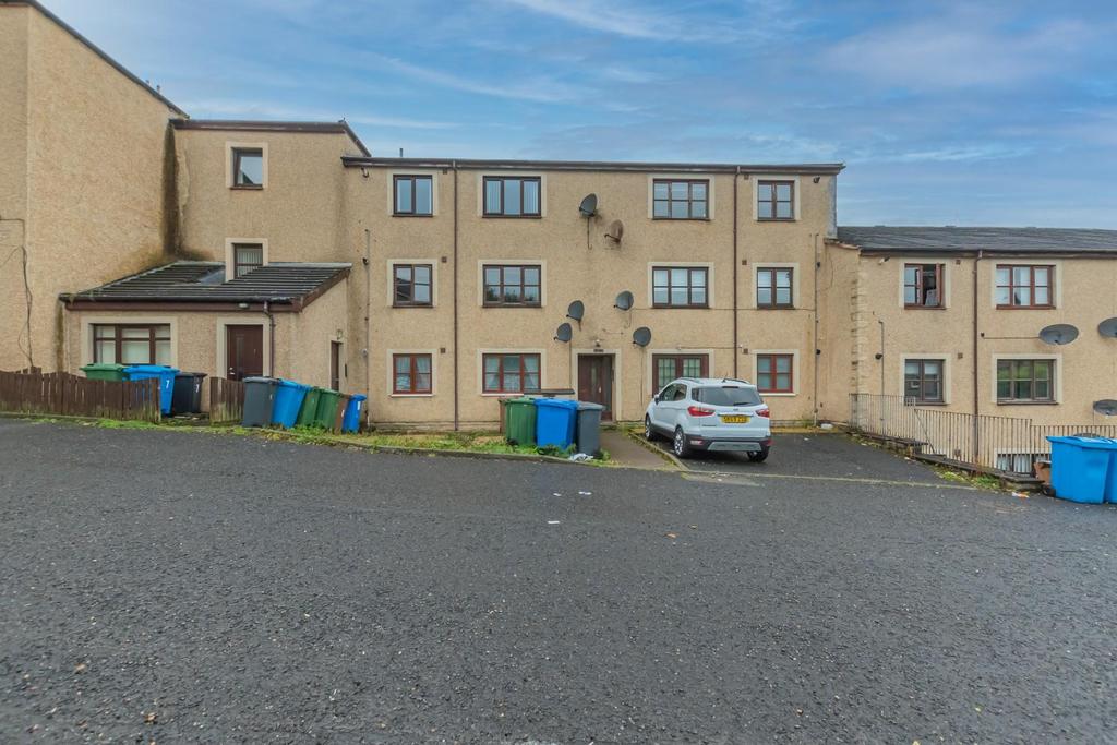 East Main Street, Armadale, Bathgate 2 bed flat £94,995