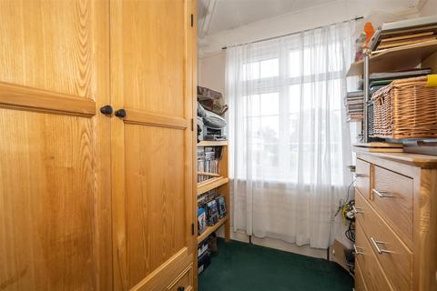 55 Balmoral Crescent, West Molesey, KT8 1QA