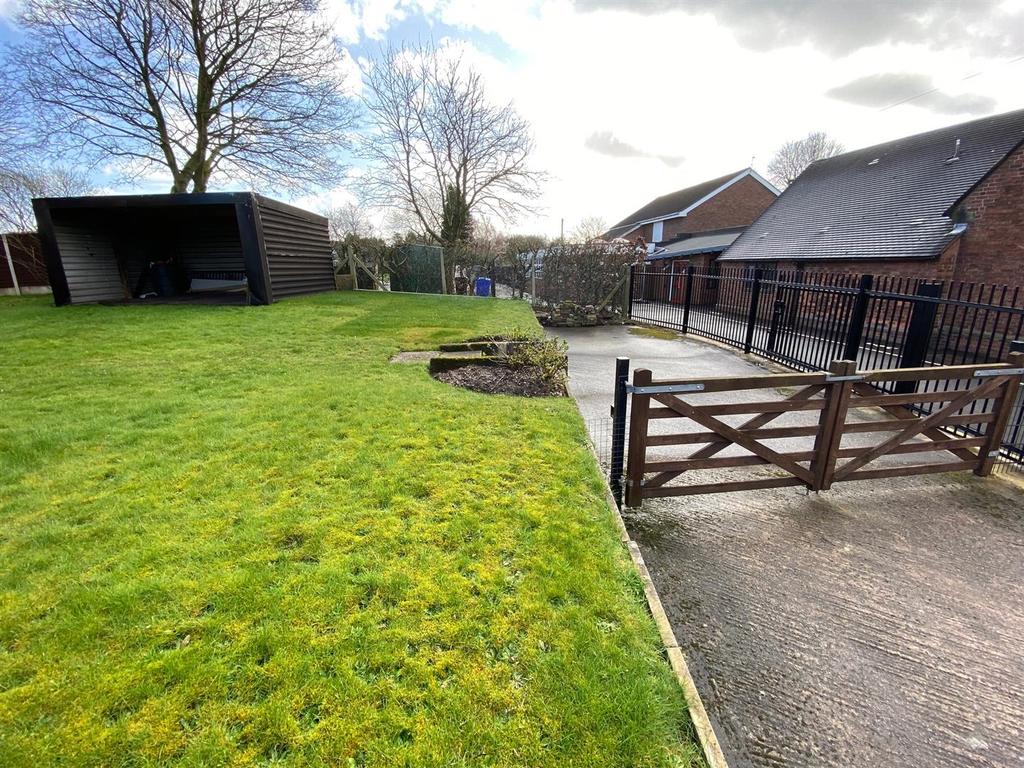 School House Lane, Abbots Bromley Rugeley 2 bed detached house £850