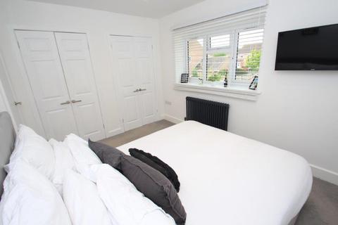 17a Willow Drive, Durrington, Salisbury, SP4 8DE