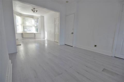 17 Howarth Road, London, SE2 0UL