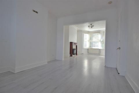 17 Howarth Road, London, SE2 0UL