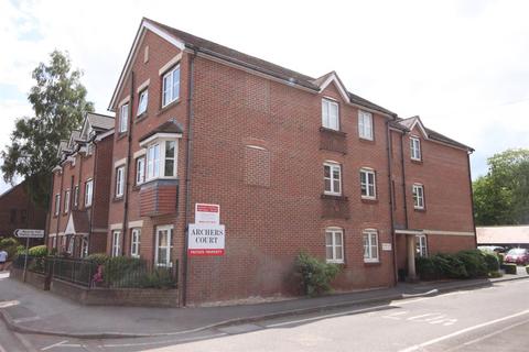 2 bedroom flat for sale, Archers Court, Salisbury