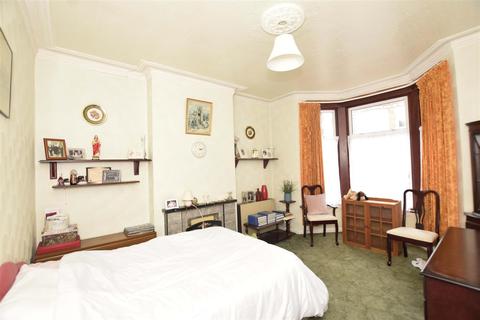 3 bedroom semi-detached house for sale - Chaplin Road, Wembley