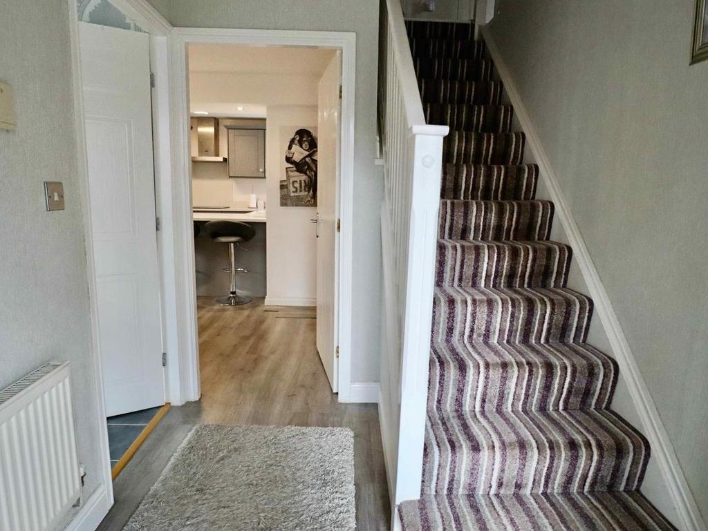 Russett Close, Barwell 3 bed detached house £270,000