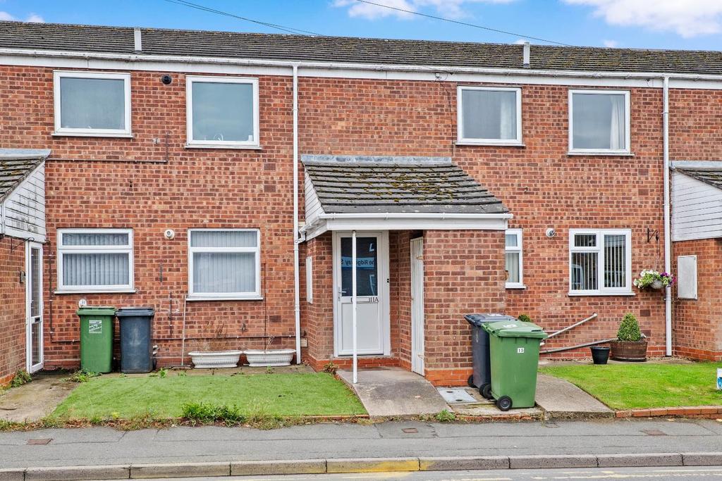 Feckenham Road, Astwood Bank, Redditch, B96 6DS 1 bed maisonette - £135,000