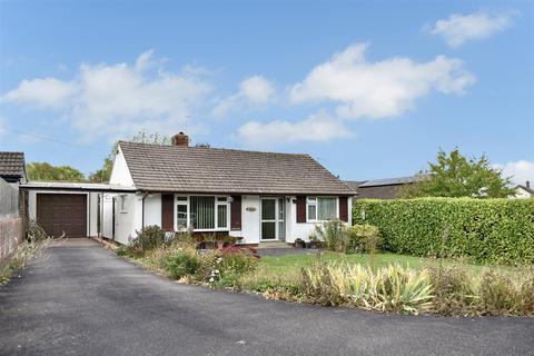 3 bedroom detached bungalow for sale - New Road, Trull