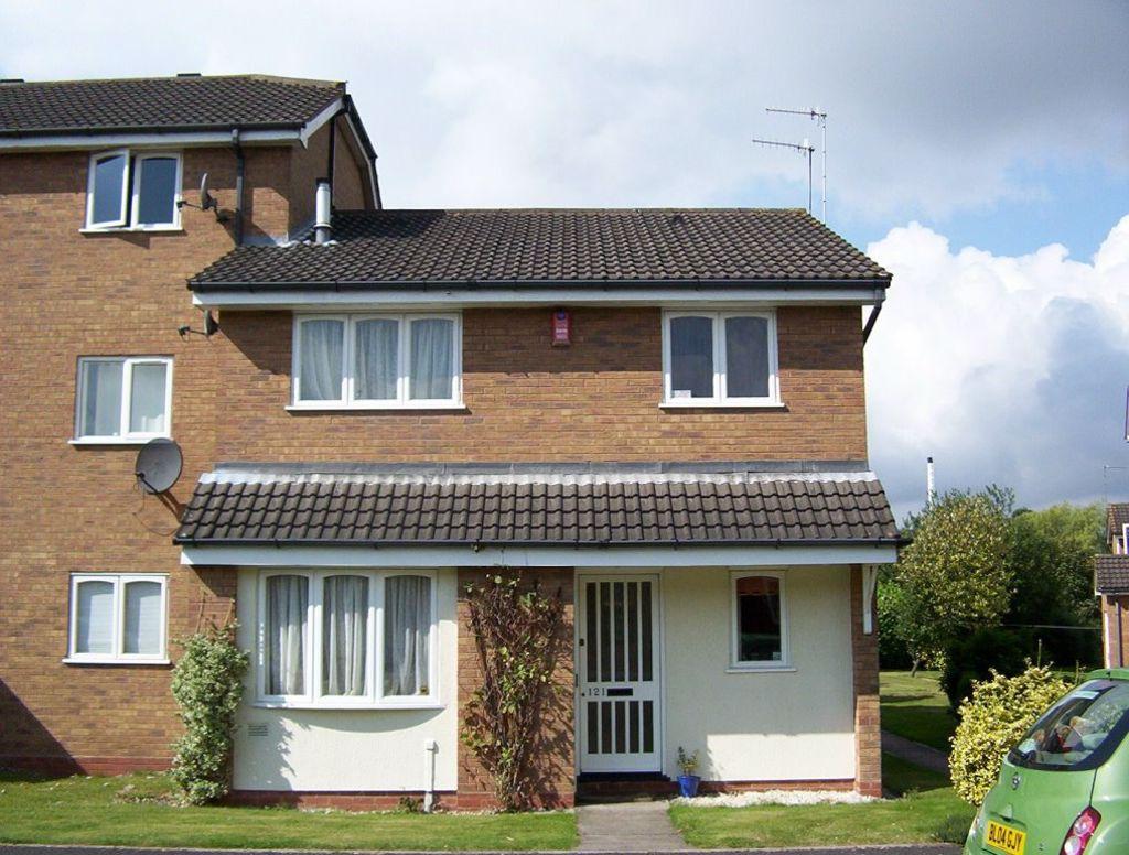 Foxdale Drive, Brierley Hill 2 bed house £625 pcm (£144 pw)