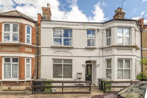 Flat 1, 4 Nelgarde Road, London, SE6 4TF