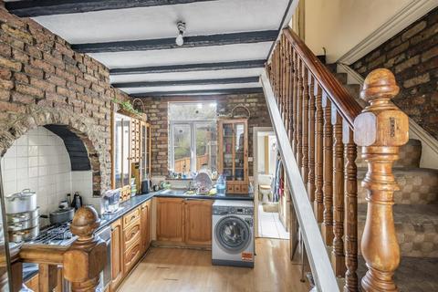 Flat 1, 4 Nelgarde Road, London, SE6 4TF