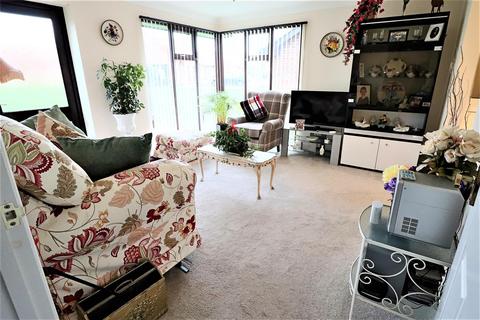 38 Carlton Hall Gardens Chapel Road, Carlton Colville, Lowestoft, NR33 8BL