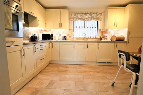 38 Carlton Hall Gardens Chapel Road, Carlton Colville, Lowestoft, NR33 8BL