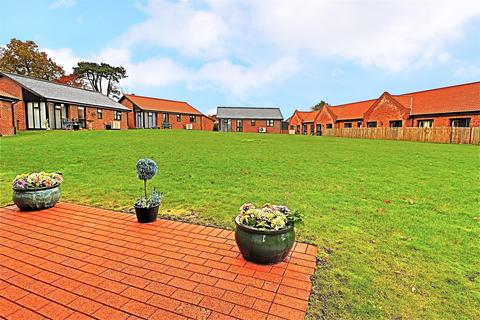 38 Carlton Hall Gardens Chapel Road, Carlton Colville, Lowestoft, NR33 8BL