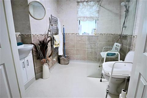38 Carlton Hall Gardens Chapel Road, Carlton Colville, Lowestoft, NR33 8BL