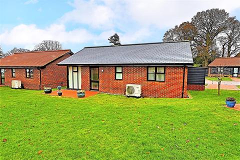 38 Carlton Hall Gardens Chapel Road, Carlton Colville, Lowestoft, NR33 8BL