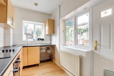 3 bedroom terraced house for sale - Wallis Street, Old Basford, Nottinghamshire, NG6 0EP