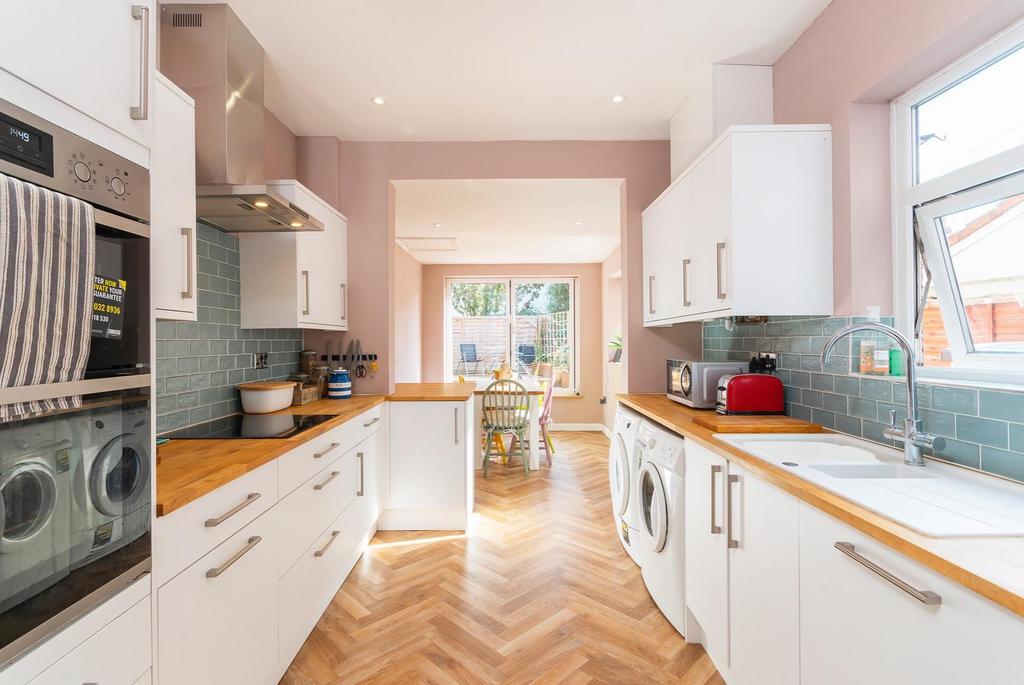 TEERTSYBUR38 - Kitchen.Diner J.jpg