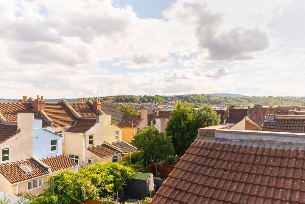 TEERTSYBUR38 - Loft View A.jpg