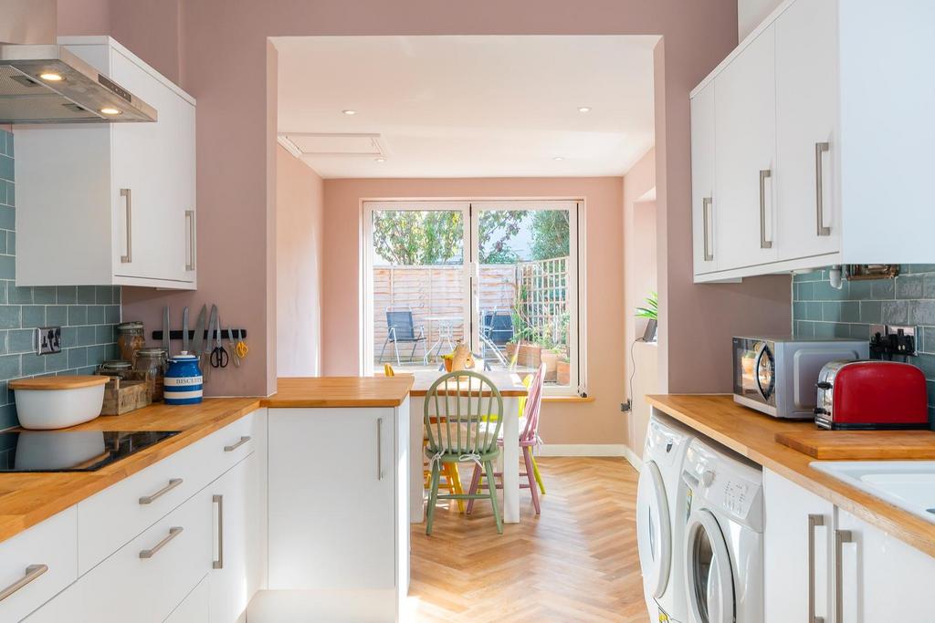 TEERTSYBUR38 - Kitchen.Diner I.jpg