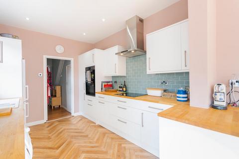83 Ruby Street, Bristol, BS3 3DW