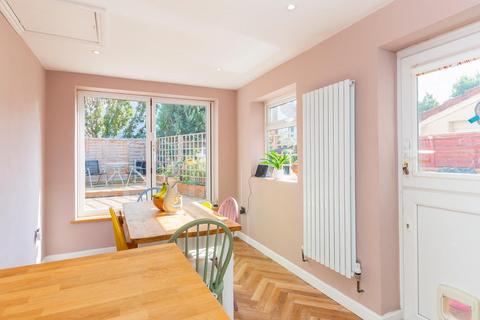 83 Ruby Street, Bristol, BS3 3DW