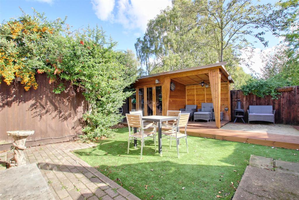 Eastgate, Lund, Driffield 2 bed cottage £295,000