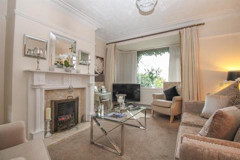 29 Carr Lane, Rawdon, Leeds, LS19 6PD