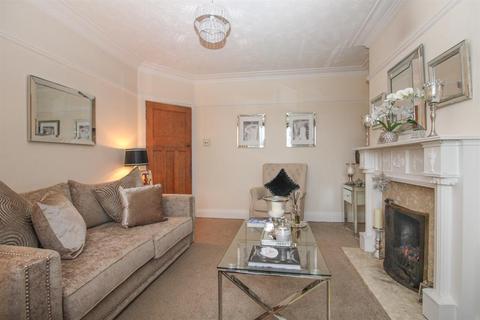 29 Carr Lane, Rawdon, Leeds, LS19 6PD