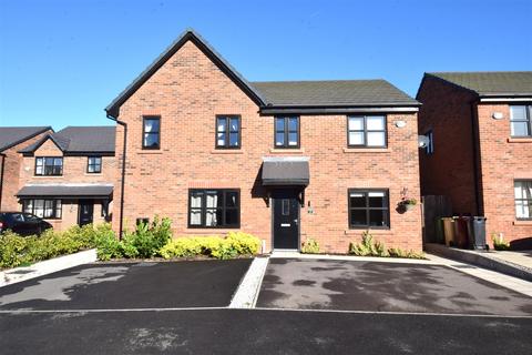 10 Borsdane Way, Westhoughton, Bolton, BL5 3FD