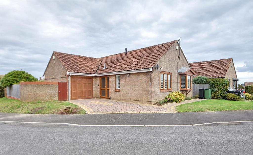 Penny Lane, BexhillOnSea 2 bed detached bungalow £450,000