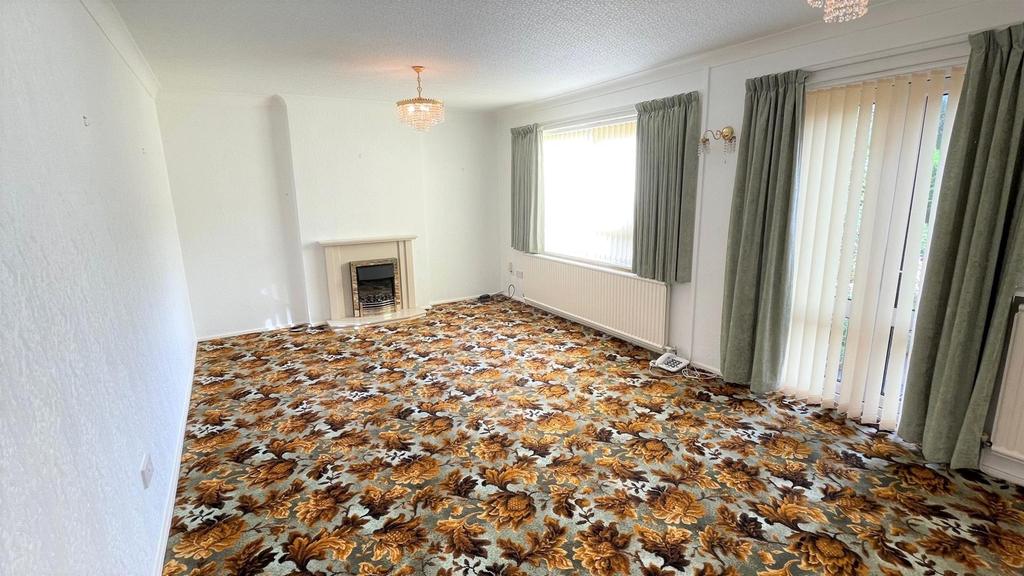 Liddell Drive, Craig y Don, Llandudno 3 bed detached bungalow £279,950