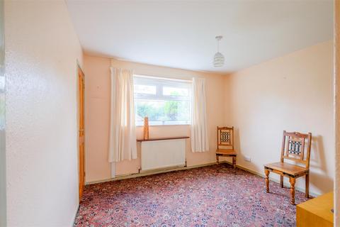 3 bedroom semi-detached house for sale - Thornton Road, Brighouse