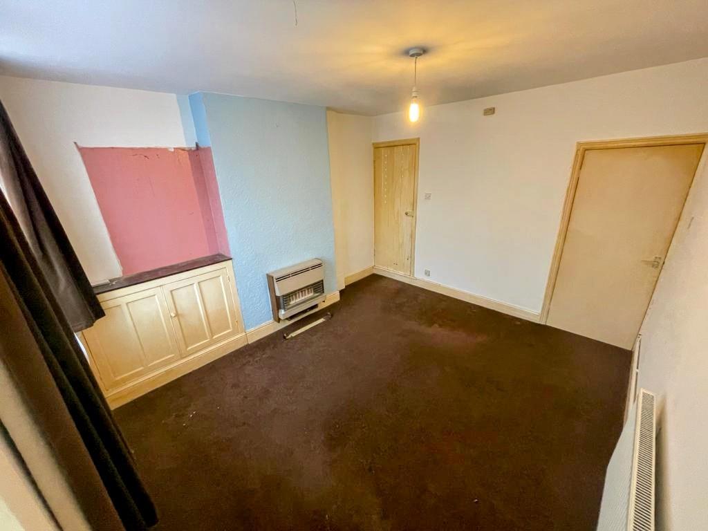 Hill Street, Nuneaton 2 bed terraced house £125,000