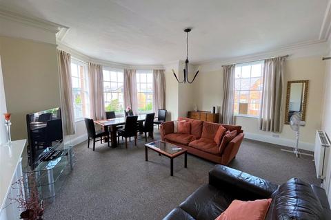 2 bedroom flat for sale, Filey Road, Scarborough