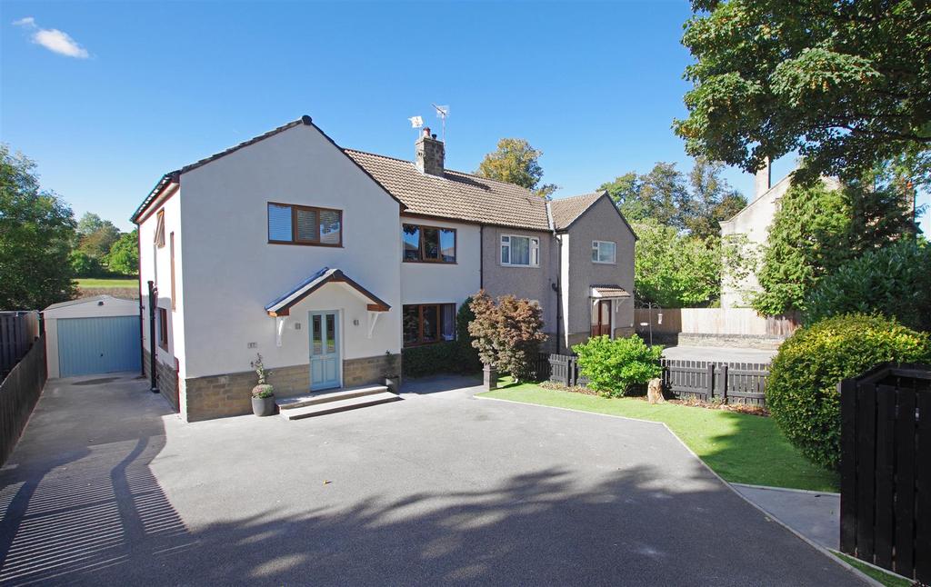 Hammerstones Road, Elland 3 bed semidetached house £385,000