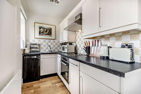 1 Devonshire Mews, Harrogate, HG1 4DU