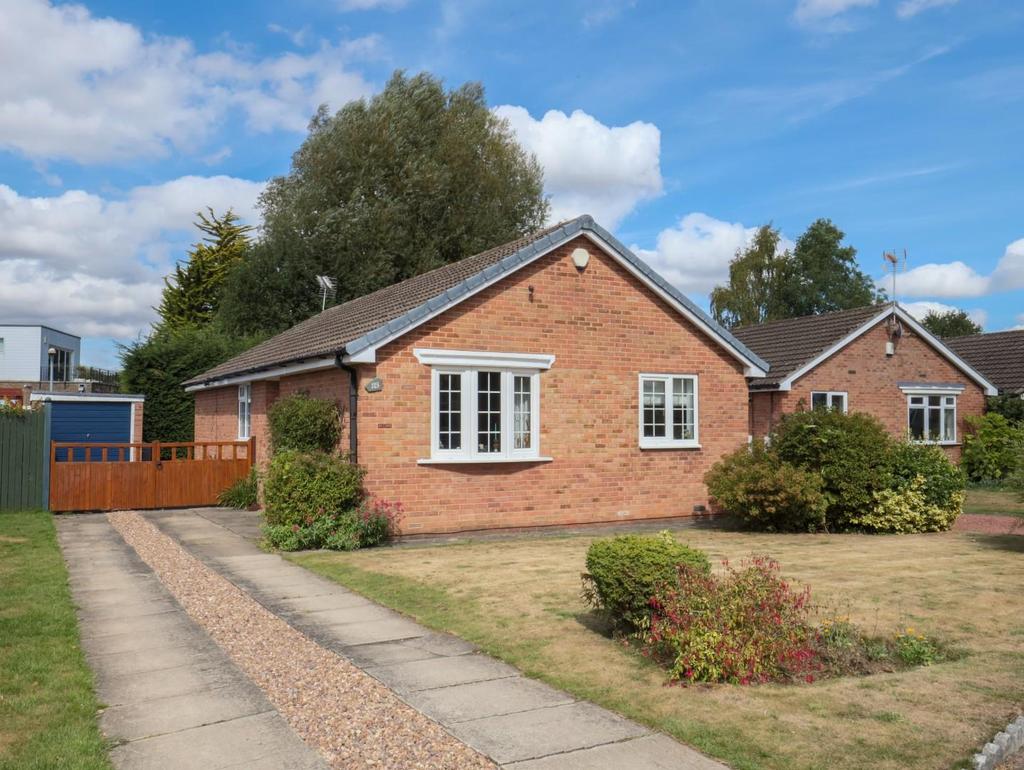 Reygate Grove, Copmanthorpe, York... 3 bed detached bungalow £375,000