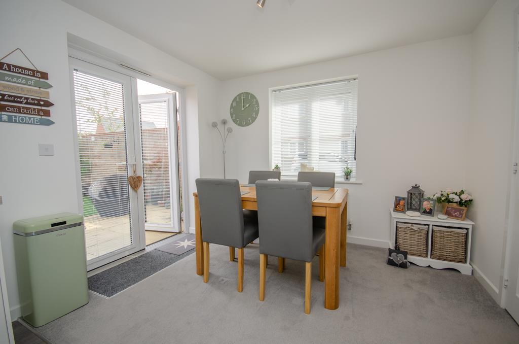 Dining room.jpg